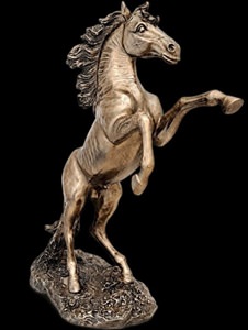 Elegant heste figur i bronze perfekt som gave til ham eller hesteelskere